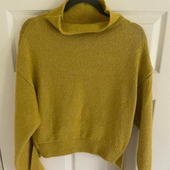 Love by Design Yellow Sweater (with bottom tie) - Picture 2 of 3